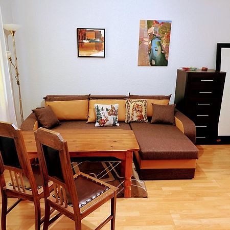 Апартаменты Livijas Apartamenti Кулдига Экстерьер фото